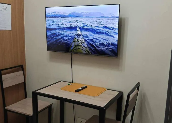 Ardent 1br Front Of Mall Of Pasay *